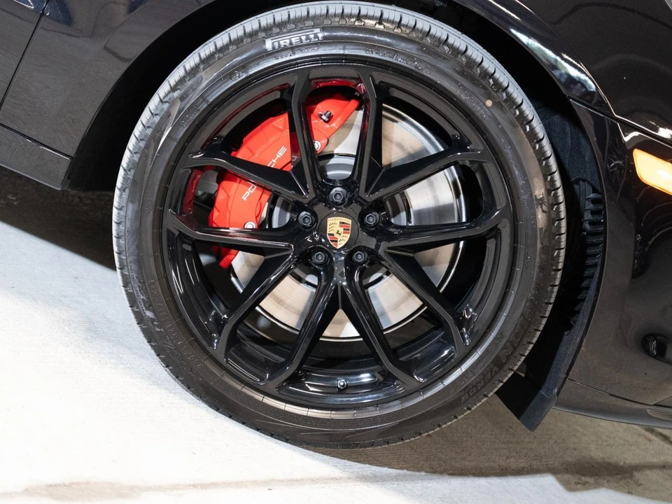 2026 Porsche Macan GTS - Image 11 of 29