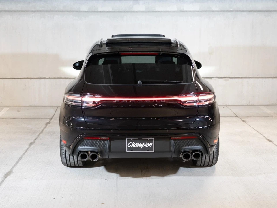 2026 Porsche Macan GTS - Image 10 of 29