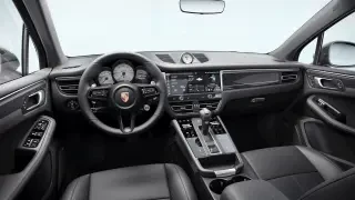 2026 Porsche Macan - Image 29 of 31
