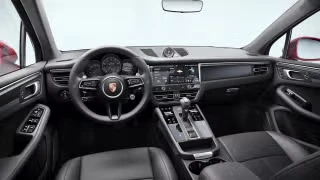 2026 Porsche Macan GTS - Image 25 of 31