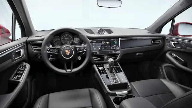 2026 Porsche Macan GTS - Image 30 of 31