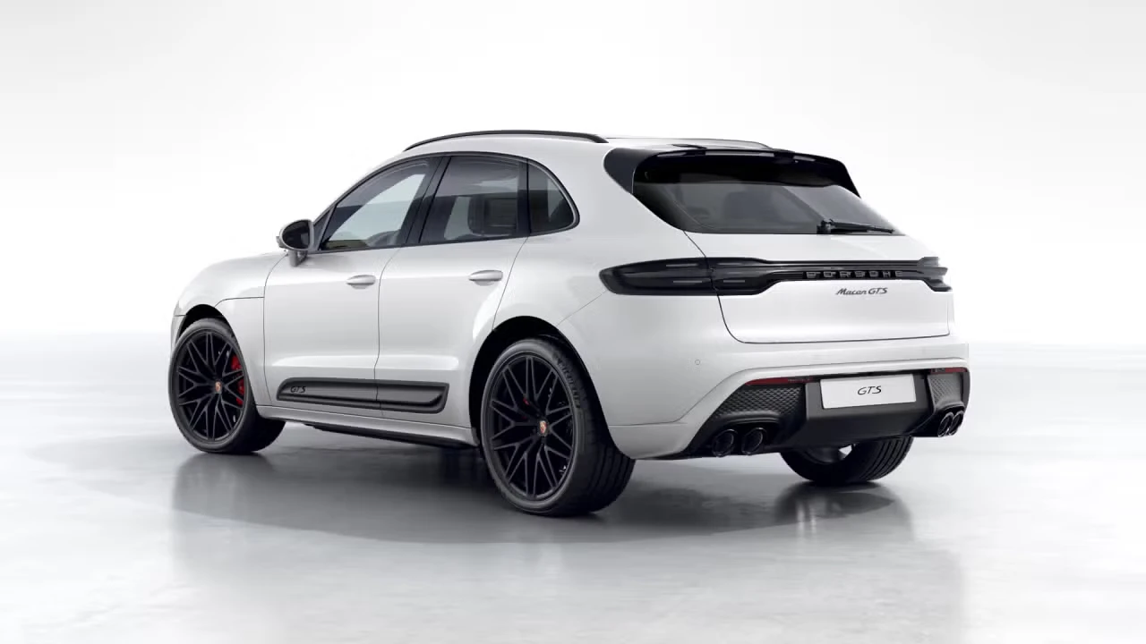 2026 Porsche Macan GTS - Image 20 of 31