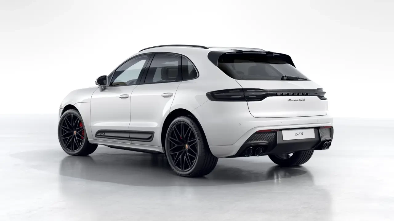 2026 Porsche Macan GTS - Image 24 of 31