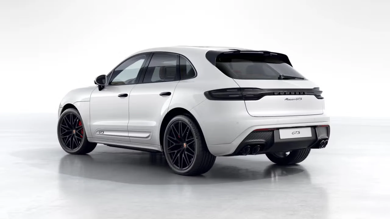 2026 Porsche Macan GTS - Image 20 of 31