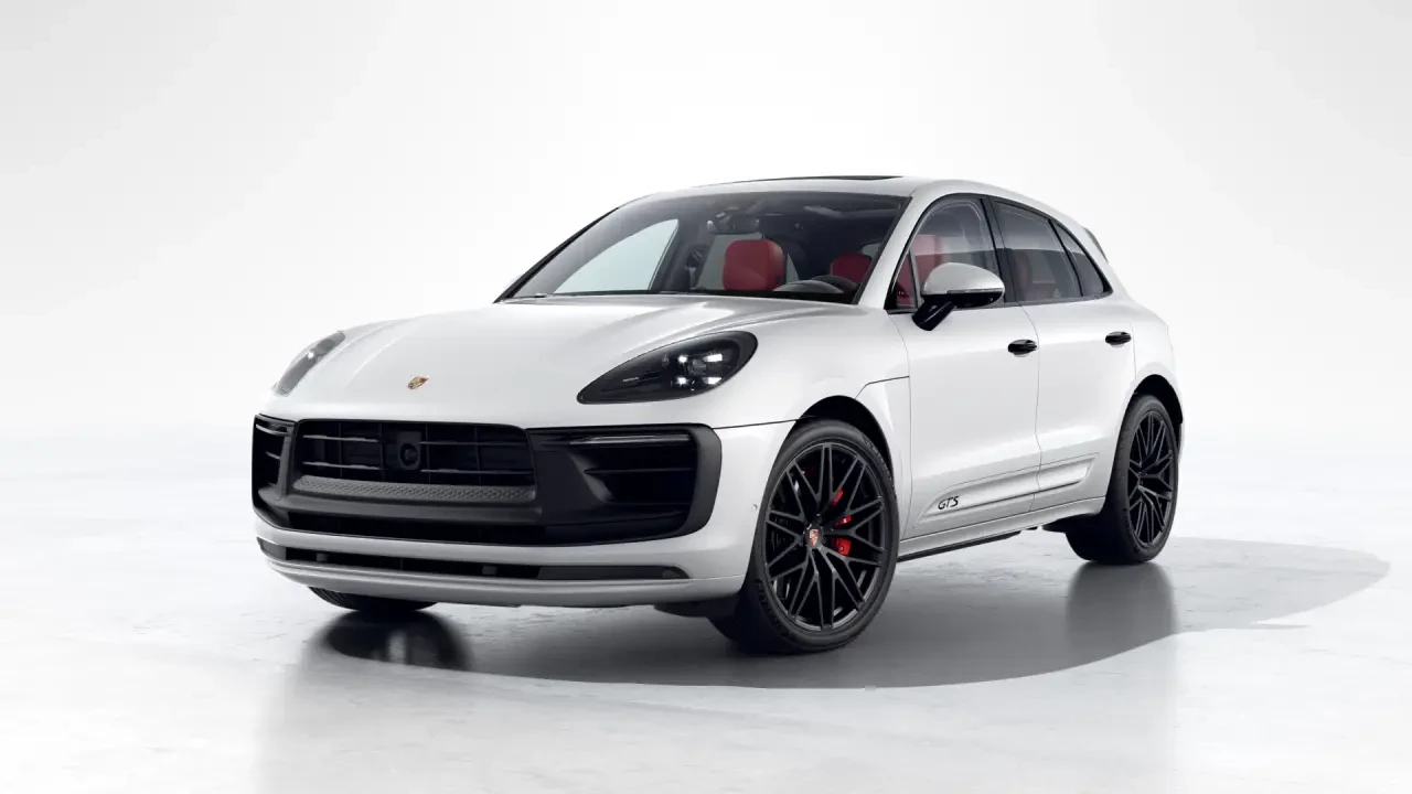 2026 Porsche Macan GTS - Image 8 of 31
