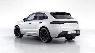 2026 Porsche Macan GTS - Image 17 of 31