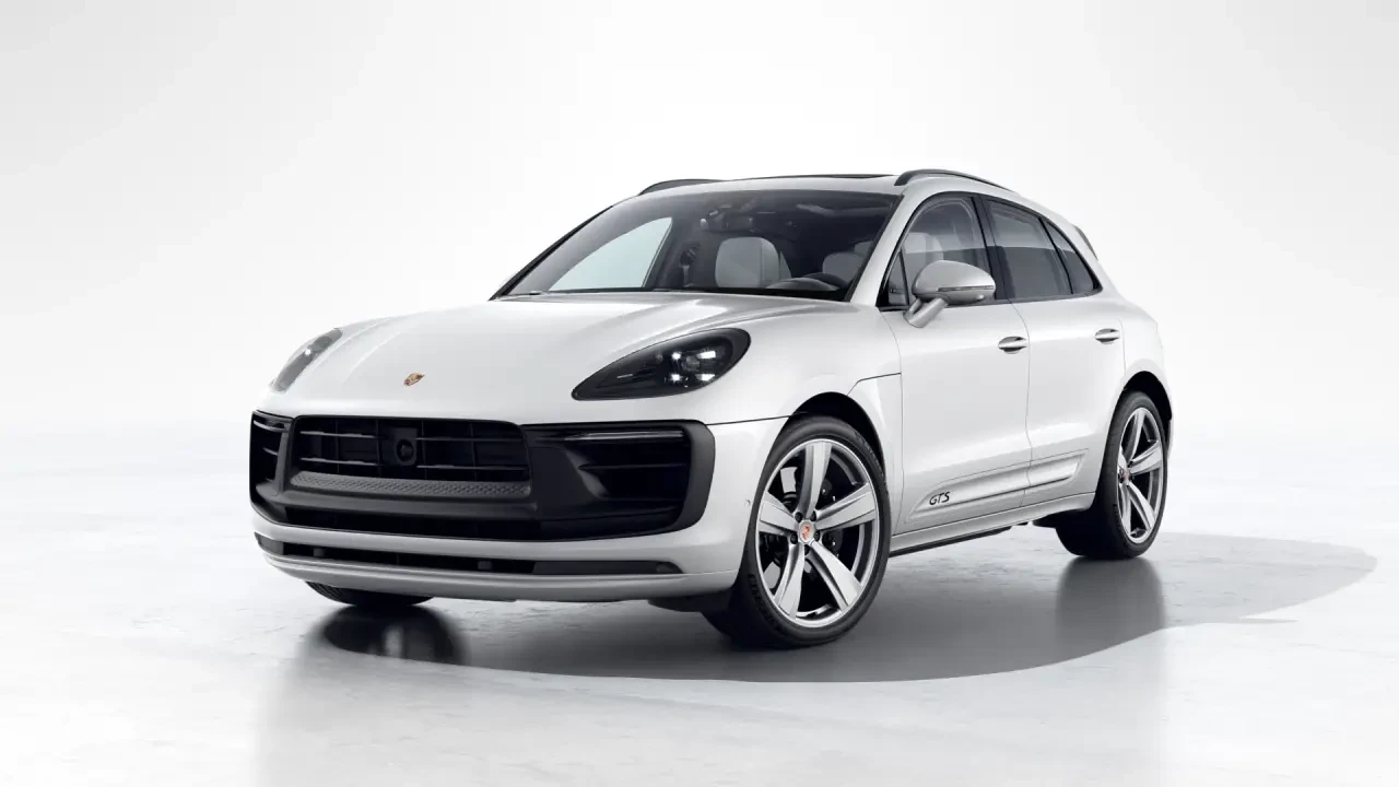 2026 Porsche Macan GTS - Image 8 of 30