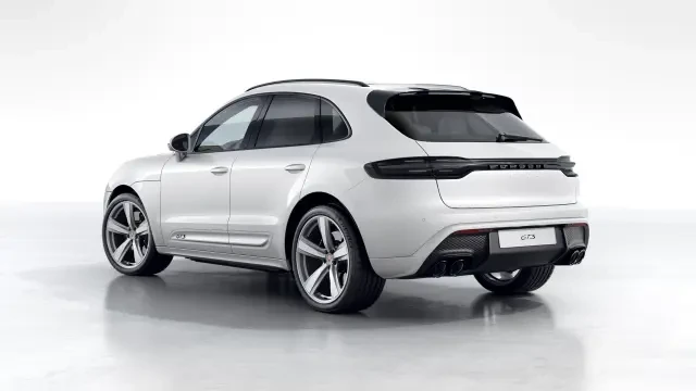 2026 Porsche Macan GTS - Image 22 of 30