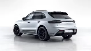 2026 Porsche Macan GTS - Image 17 of 30