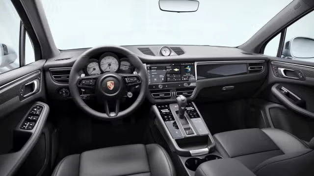 2026 Porsche Macan GTS - Image 26 of 30