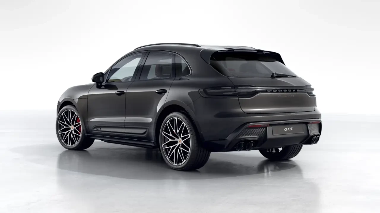 2026 Porsche Macan GTS - Image 24 of 30