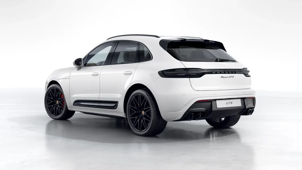 2026 Porsche Macan GTS - Image 24 of 30