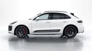 2026 Porsche Macan GTS - Image 13 of 30