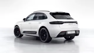 2026 Porsche Macan GTS - Image 17 of 30