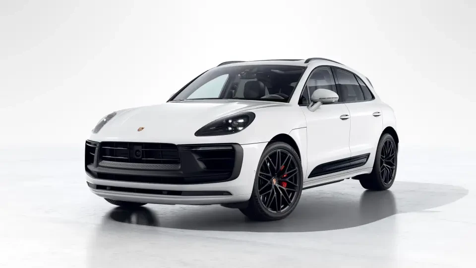 2026 Porsche Macan GTS - Image 7 of 30