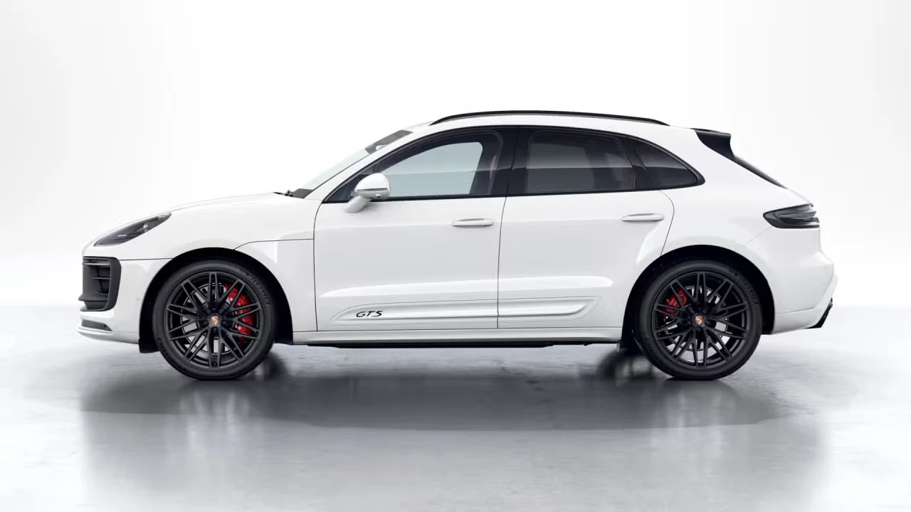 2026 Porsche Macan GTS - Image 12 of 31
