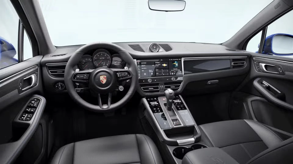 2026 Porsche Macan GTS - Image 27 of 31