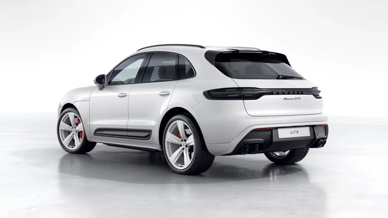 2026 Porsche Macan GTS - Image 20 of 31