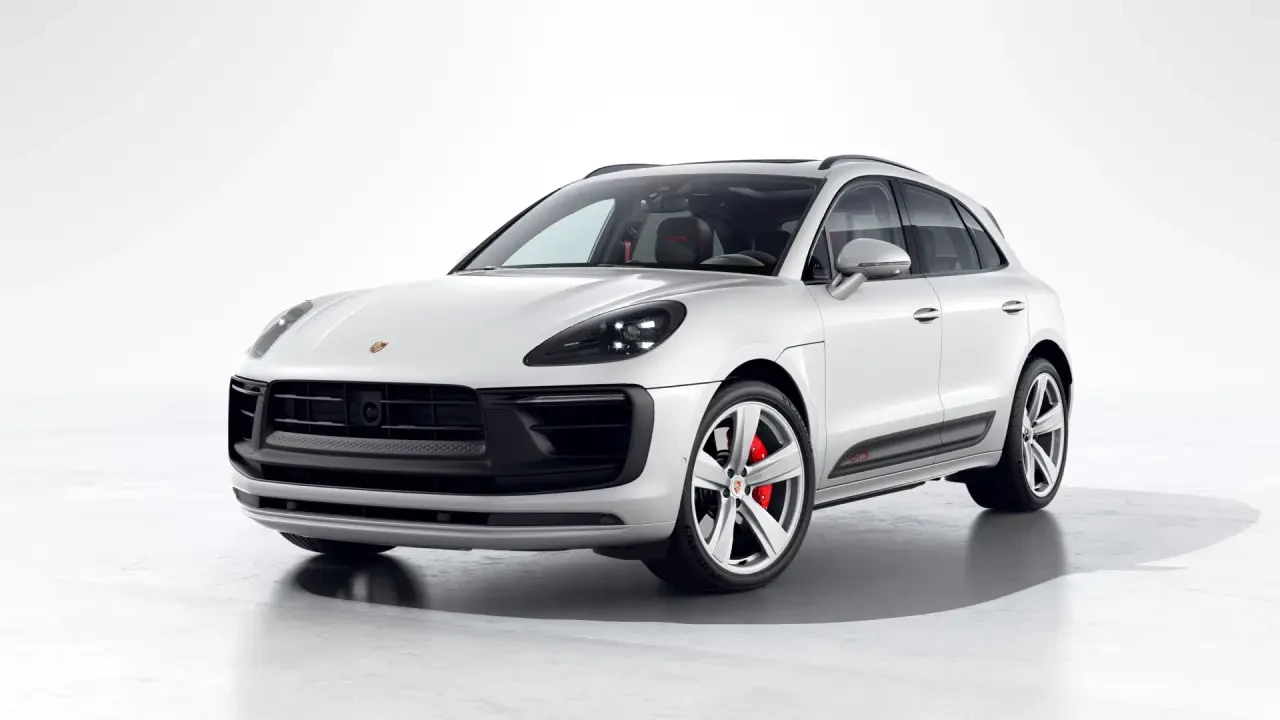 2026 Porsche Macan GTS - Image 8 of 31