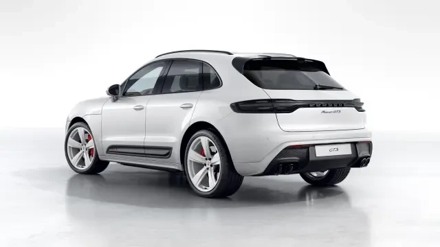 2026 Porsche Macan GTS - Image 22 of 31