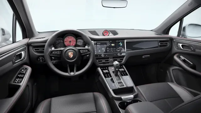 2026 Porsche Macan GTS - Image 30 of 31