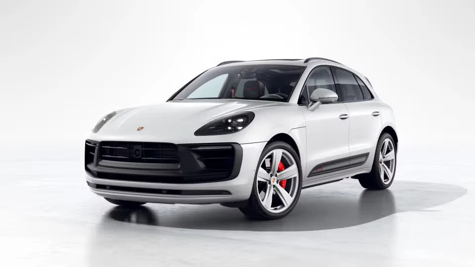 2026 Porsche Macan GTS - Image 3 of 31
