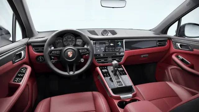 2026 Porsche Macan GTS - Image 30 of 31