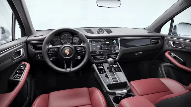 2026 Porsche Macan GTS - Image 26 of 31