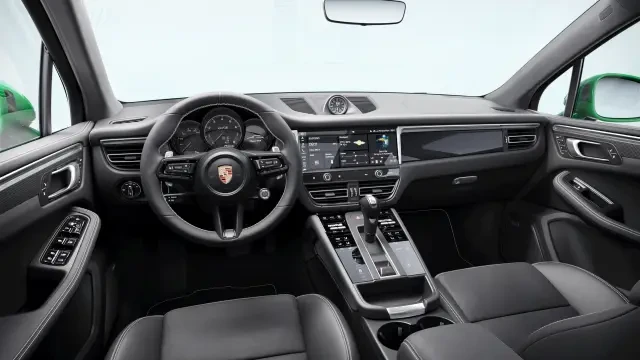 2026 Porsche Macan GTS - Image 30 of 31