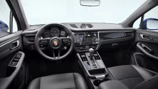 2026 Porsche Macan GTS - Image 25 of 30