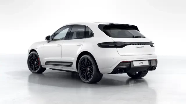 2026 Porsche Macan GTS - Image 22 of 31