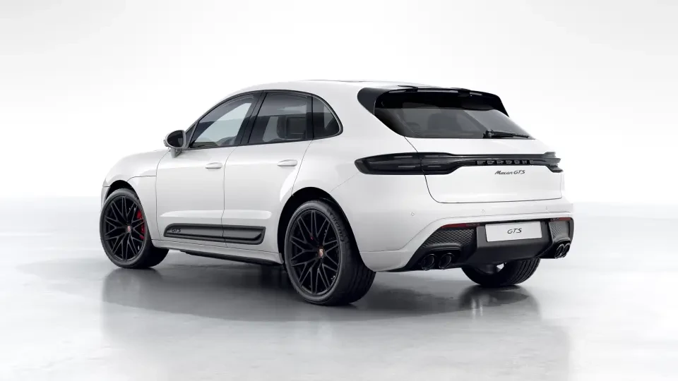 2026 Porsche Macan GTS - Image 23 of 31