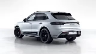 2026 Porsche Macan GTS - Image 17 of 30