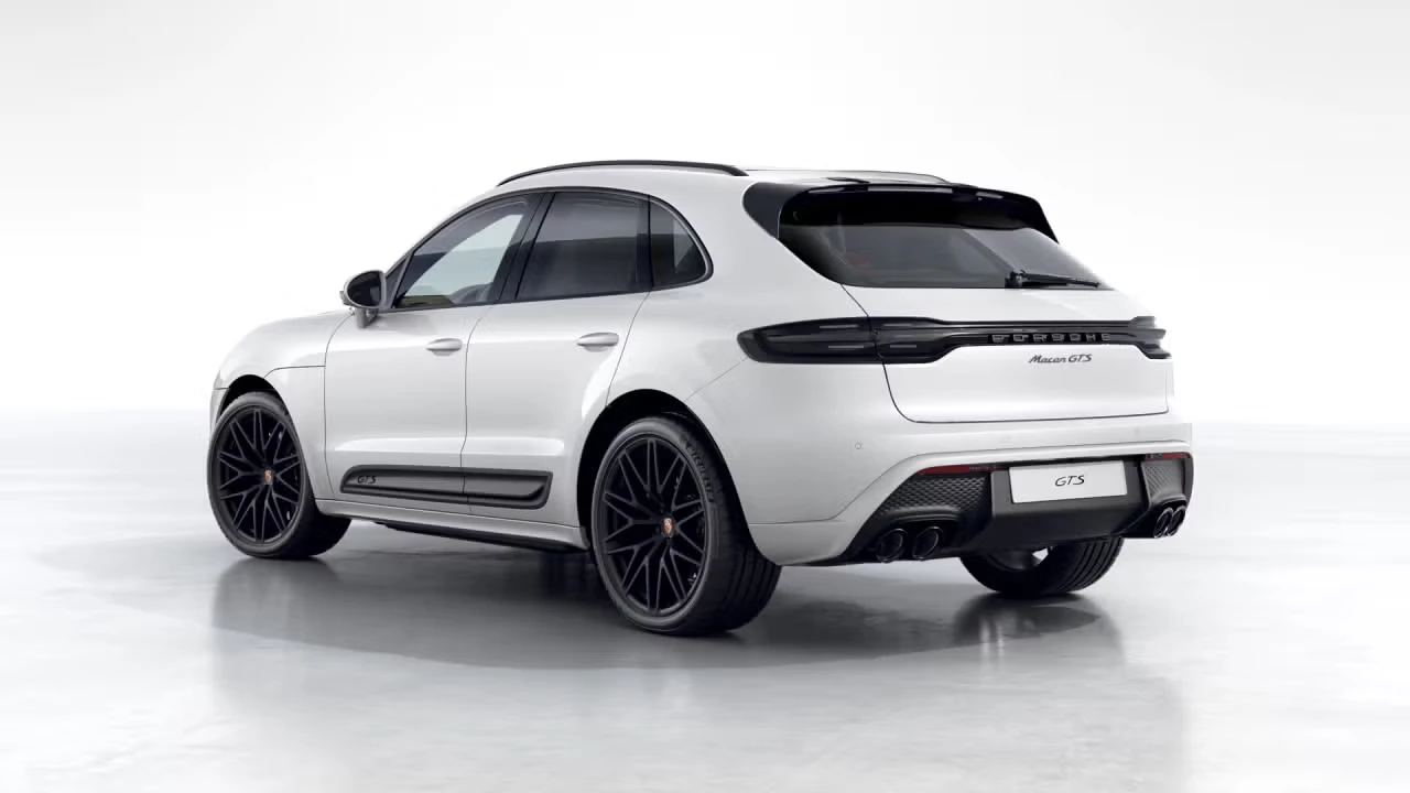 2026 Porsche Macan GTS - Image 20 of 30
