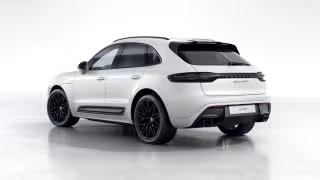 2026 Porsche Macan GTS - Image 17 of 30