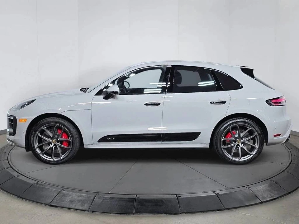 2026 Porsche Macan GTS - Image 2 of 4
