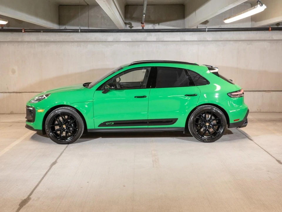 2026 Porsche Macan GTS - Image 3 of 31