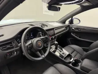 2026 Porsche Macan GTS - Image 29 of 31