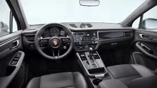 2026 Porsche Macan GTS - Image 25 of 31