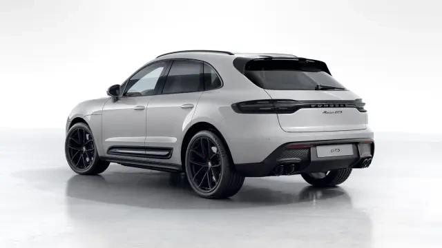 2026 Porsche Macan GTS - Image 22 of 31