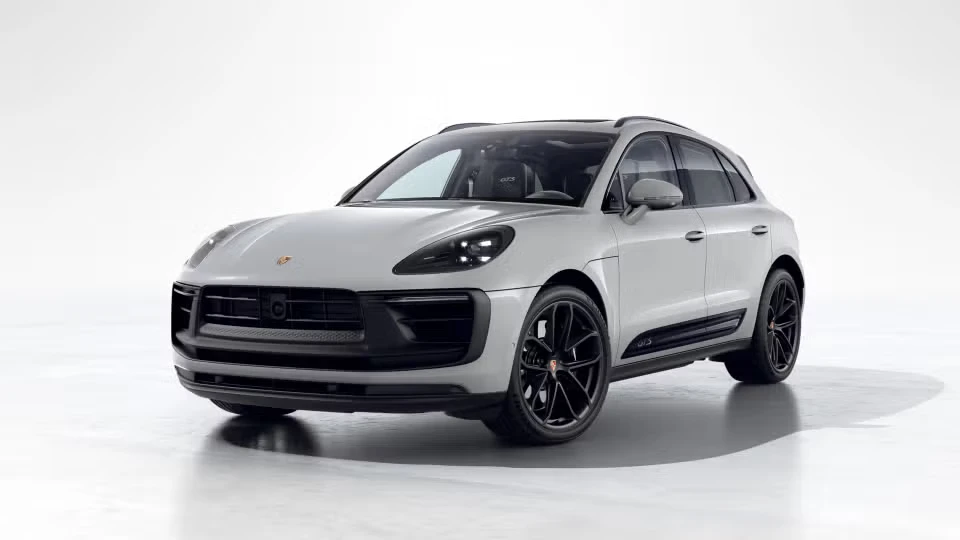 2026 Porsche Macan GTS - Image 3 of 31