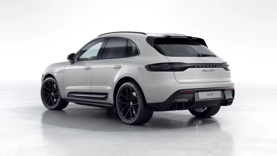 2026 Porsche Macan GTS - Image 19 of 31