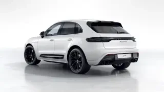 2026 Porsche Macan GTS - Image 21 of 31
