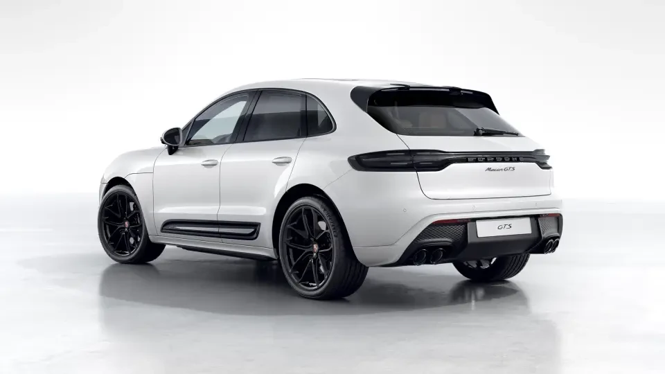 2026 Porsche Macan GTS - Image 23 of 31