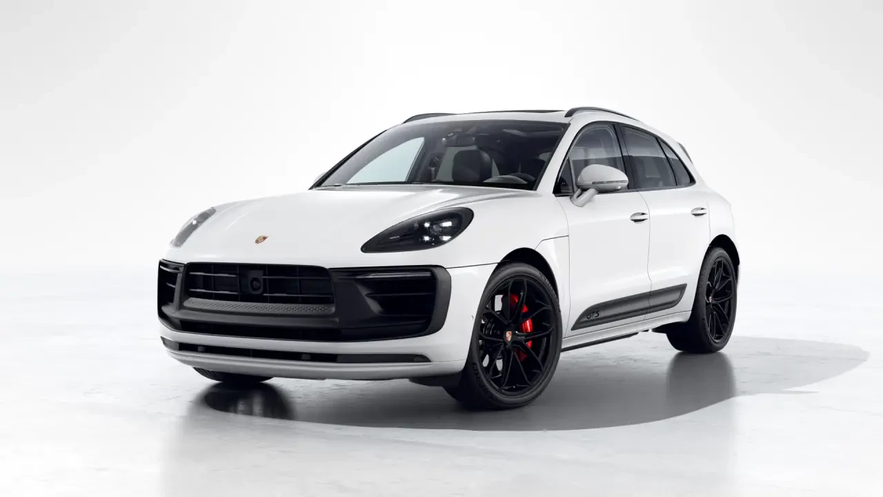 2026 Porsche Macan GTS - Image 8 of 31