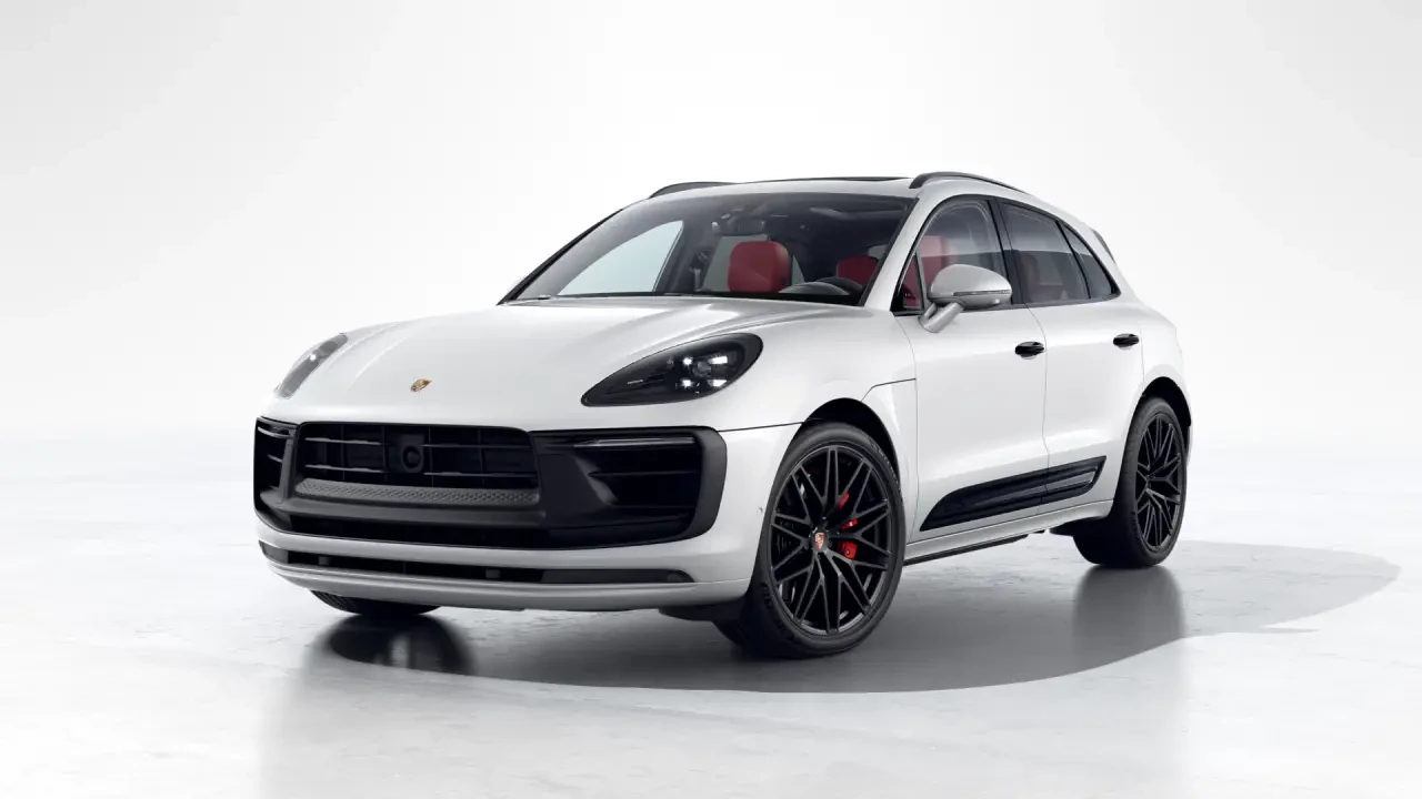 2026 Porsche Macan GTS - Image 8 of 31