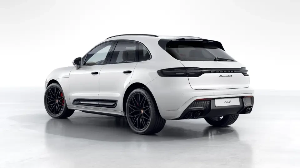 2026 Porsche Macan GTS - Image 23 of 31