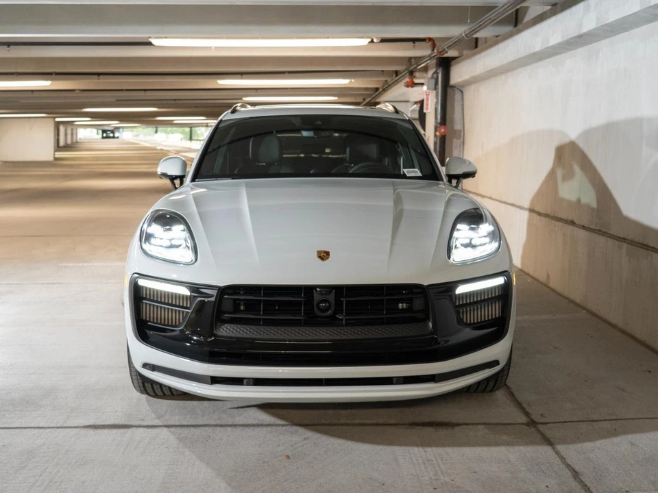 2026 Porsche Macan GTS - Image 6 of 26