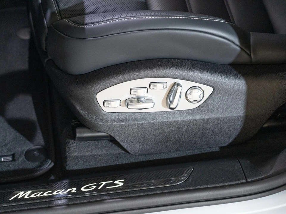 2026 Porsche Macan GTS - Image 12 of 26