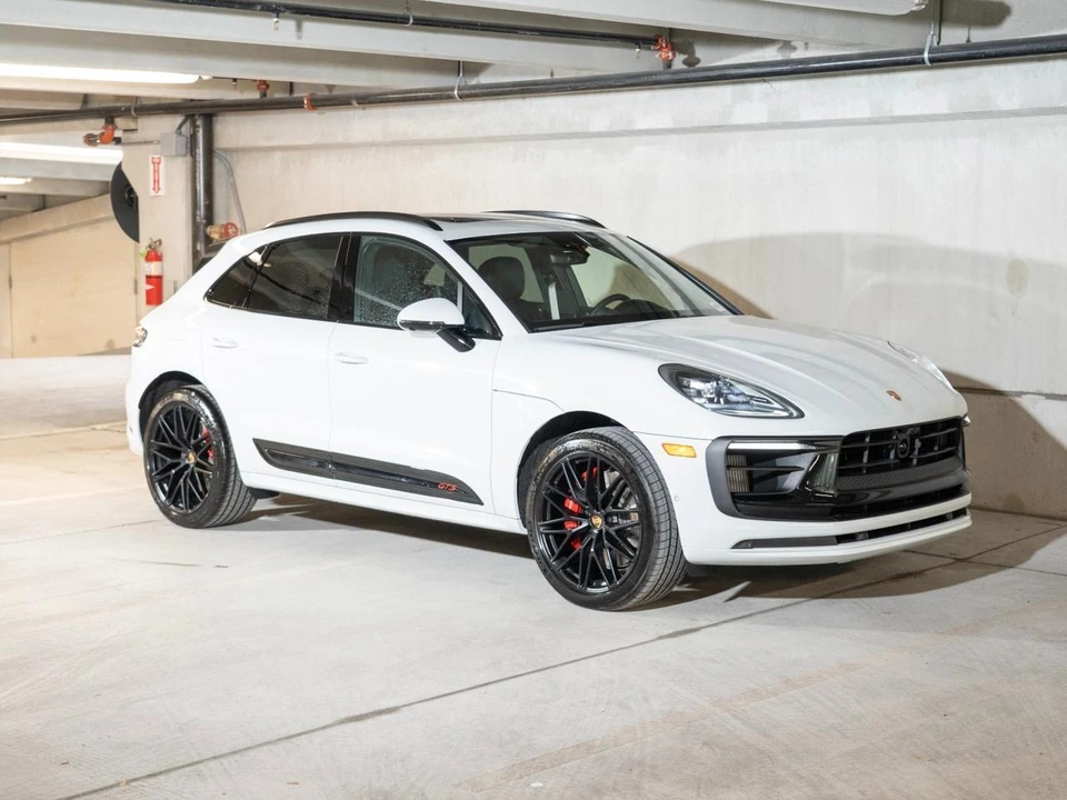 2026 Porsche Macan GTS - Image 7 of 26